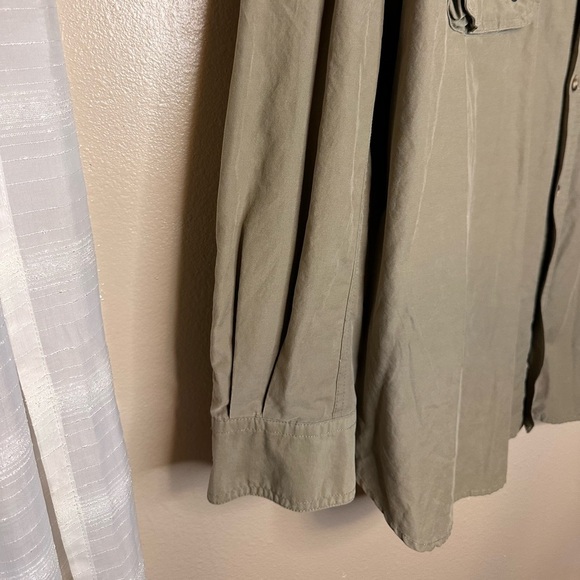 Gander Mountain Men’s Guide Series Button Down Shirt Size XL Tan - Picture 4 of 7